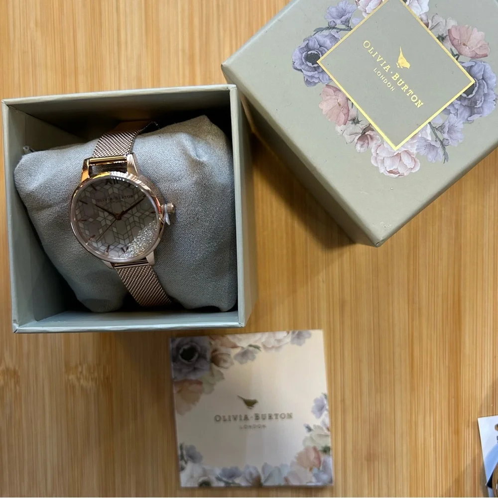 Olivia Burton Snow Globe Watch With 30mm Perl Face & RoseGold MeshBracel… - Picture 4 of 5